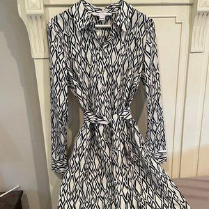 Diane von Furstenberg belted shirt dress blue white signature 6